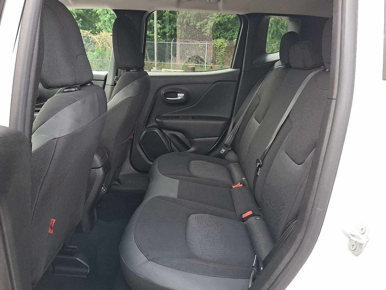 2023 Jeep Renegade Trailhawk 4x4