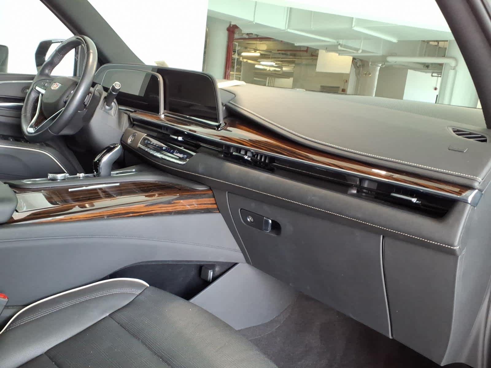 2023 Cadillac Escalade 4WD 4dr Premium Luxury