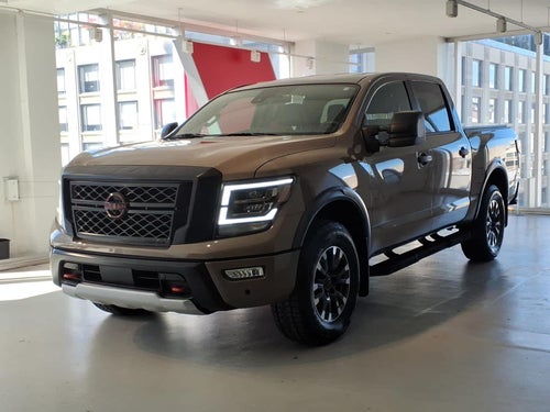 2024 Nissan Titan 4x4 Crew Cab PRO-4X