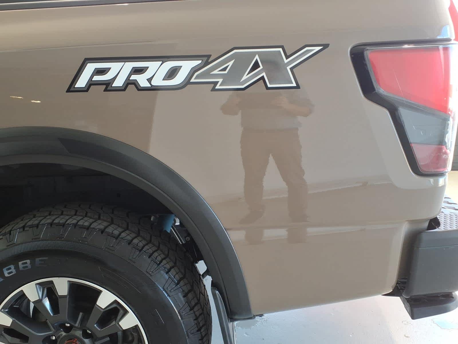 2024 Nissan Titan 4x4 Crew Cab PRO-4X
