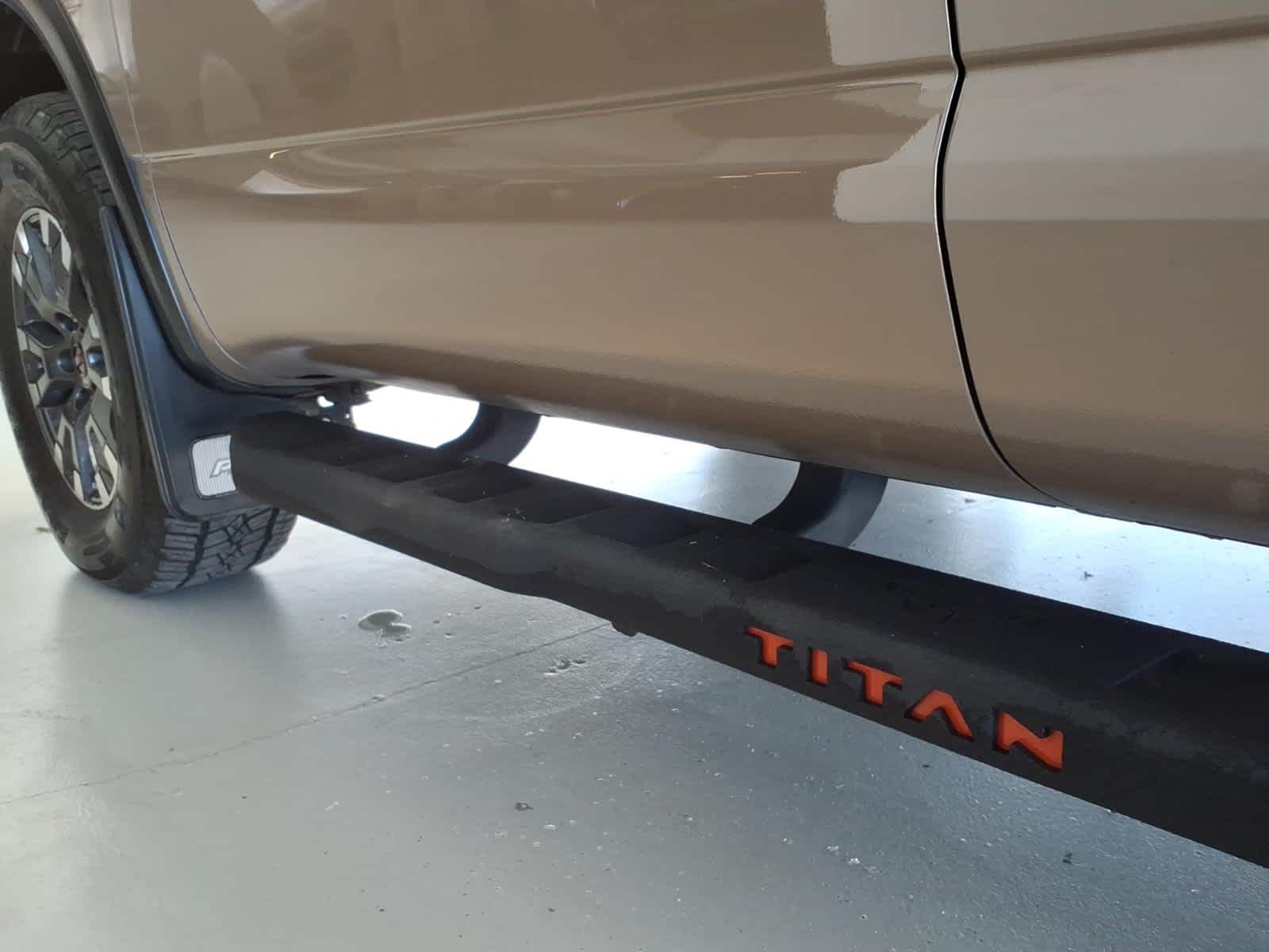 2024 Nissan Titan 4x4 Crew Cab PRO-4X