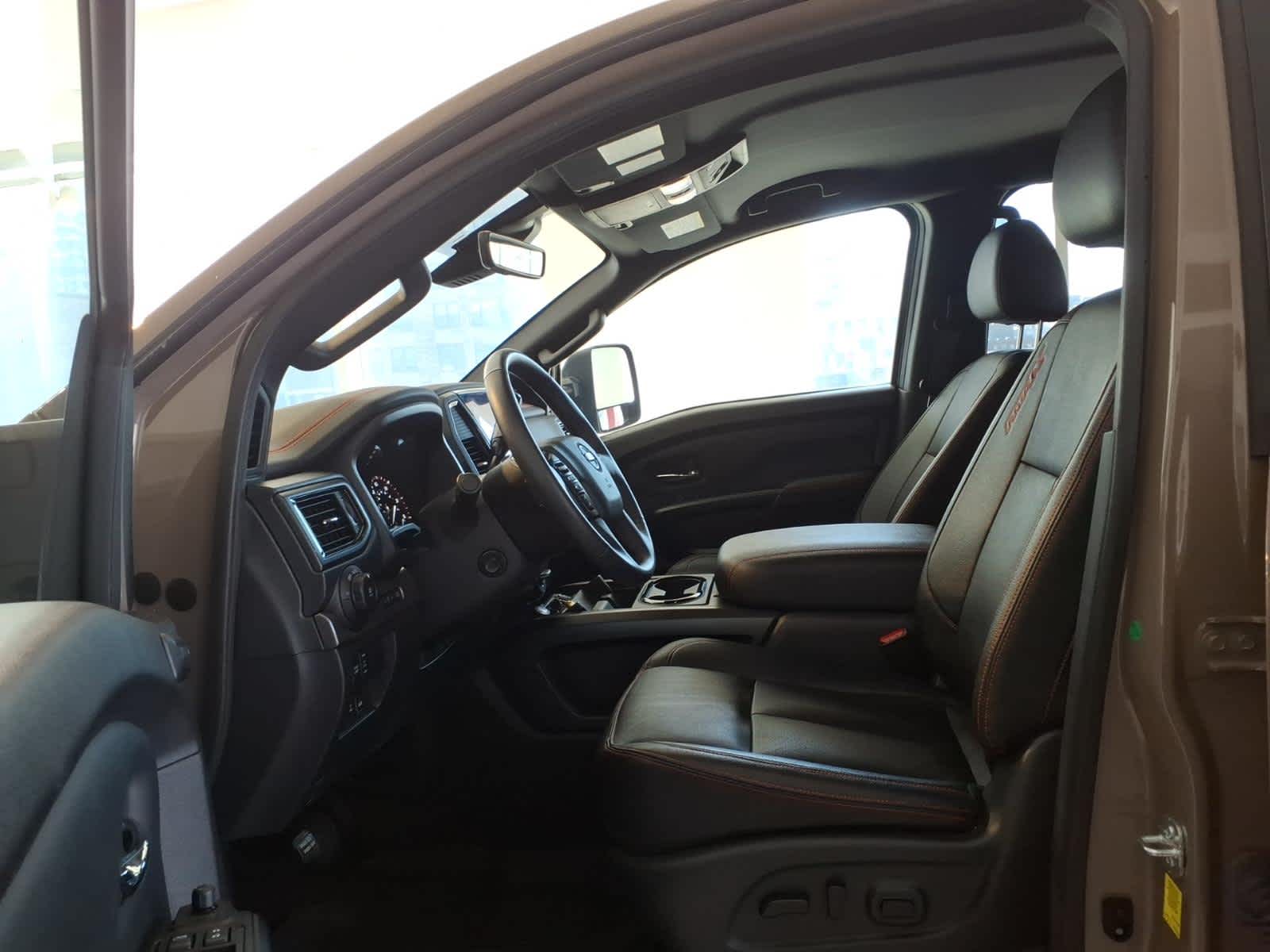 2024 Nissan Titan 4x4 Crew Cab PRO-4X