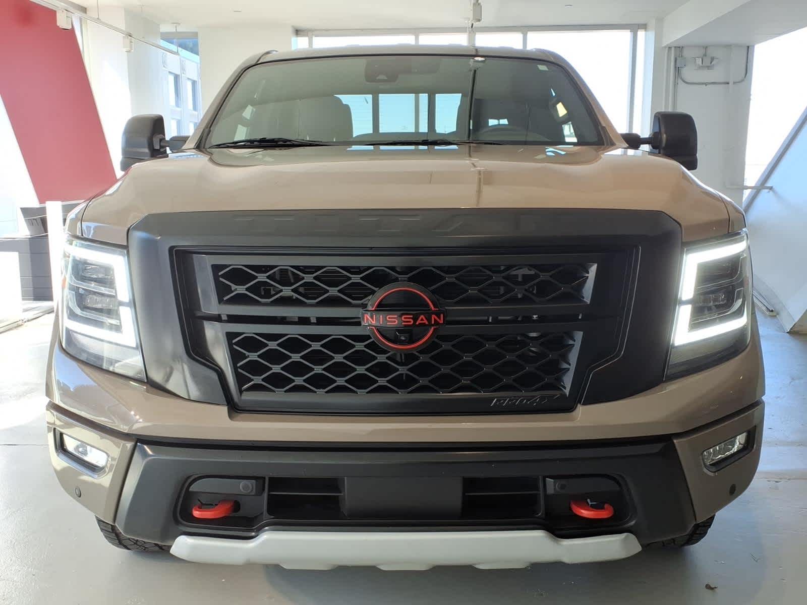 2024 Nissan Titan 4x4 Crew Cab PRO-4X