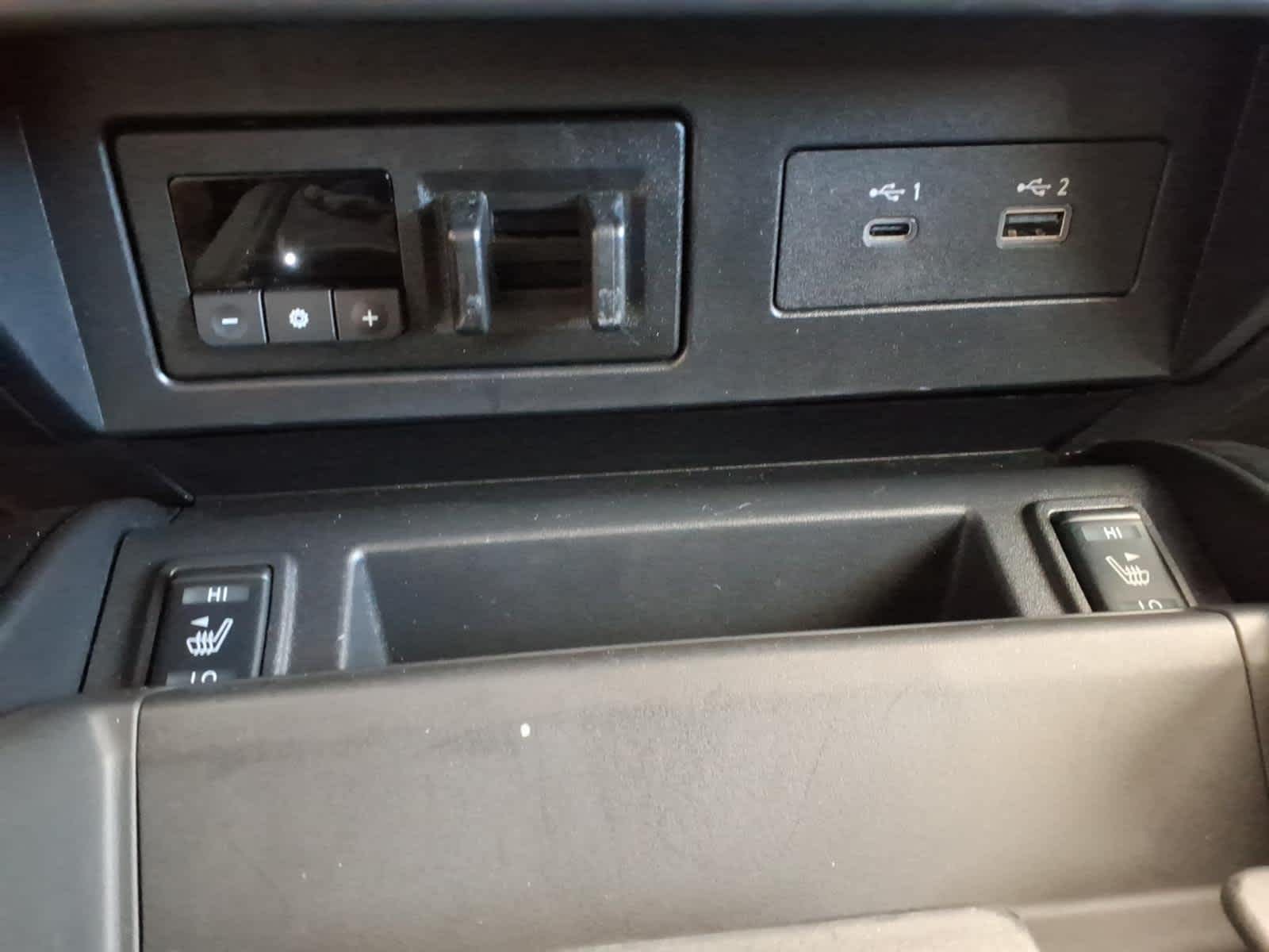 2024 Nissan Titan 4x4 Crew Cab PRO-4X