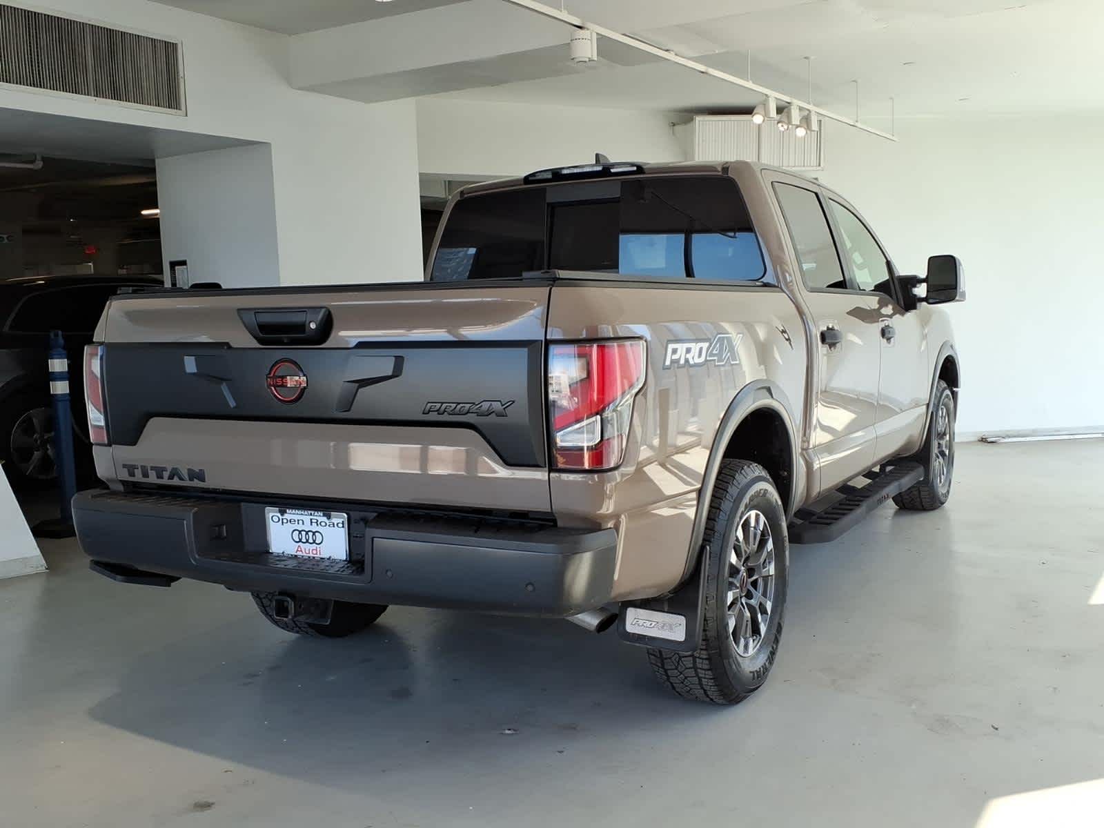 2024 Nissan Titan 4x4 Crew Cab PRO-4X