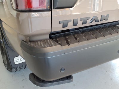 2024 Nissan Titan 4x4 Crew Cab PRO-4X