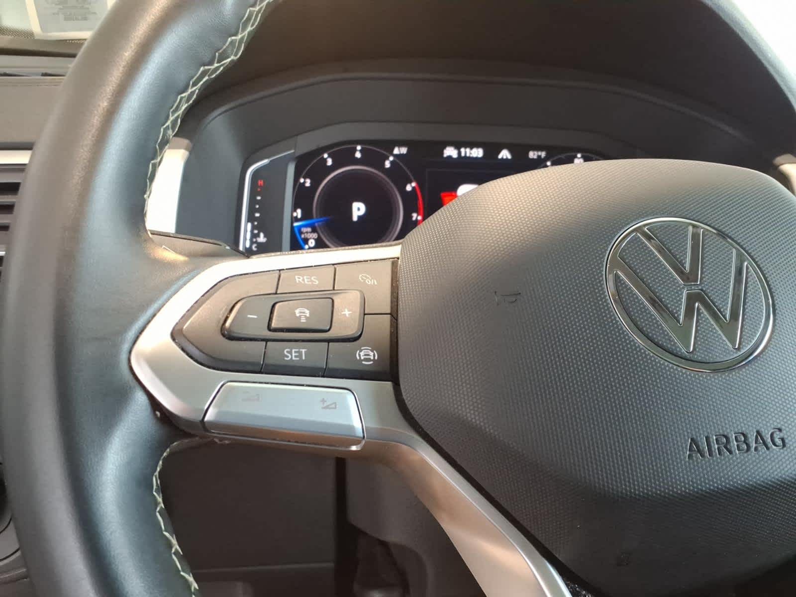2023 Volkswagen Atlas 3.6L V6 SE w/Technology 4MOTION