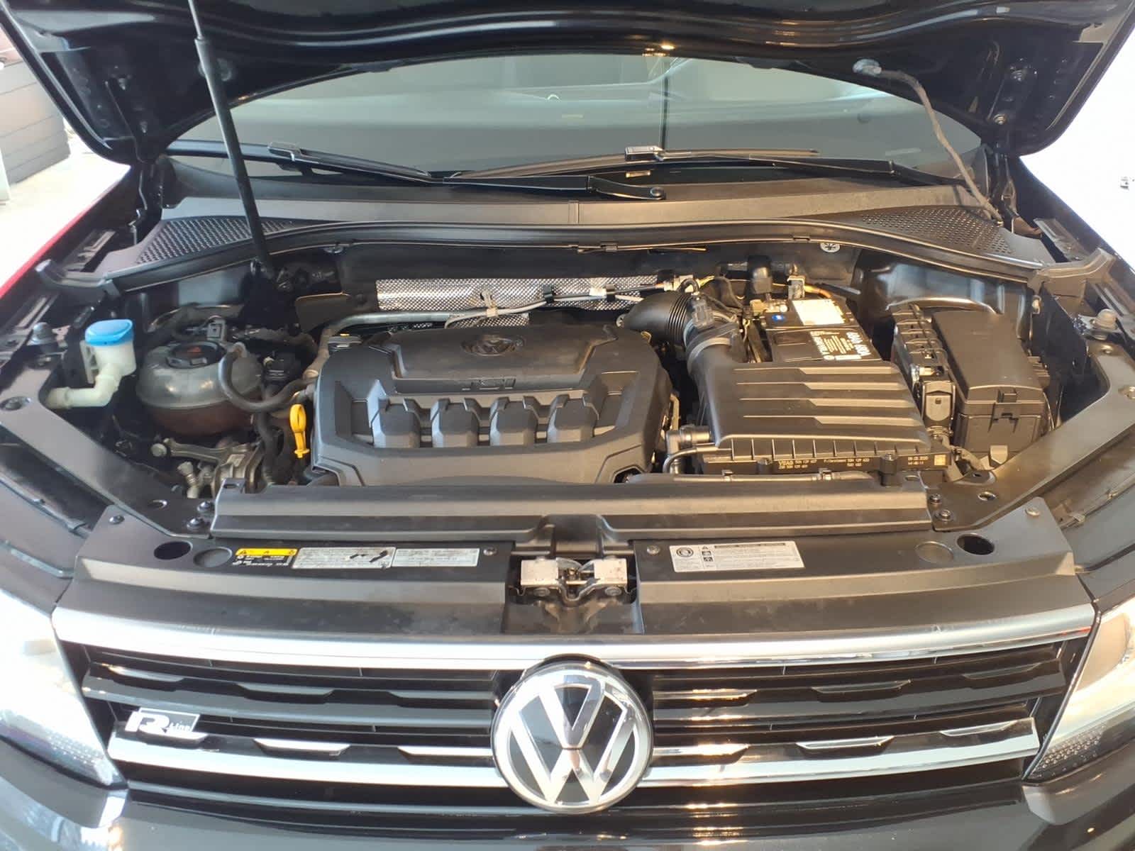 2020 Volkswagen Tiguan 2.0T SE R-Line Black 4MOTION