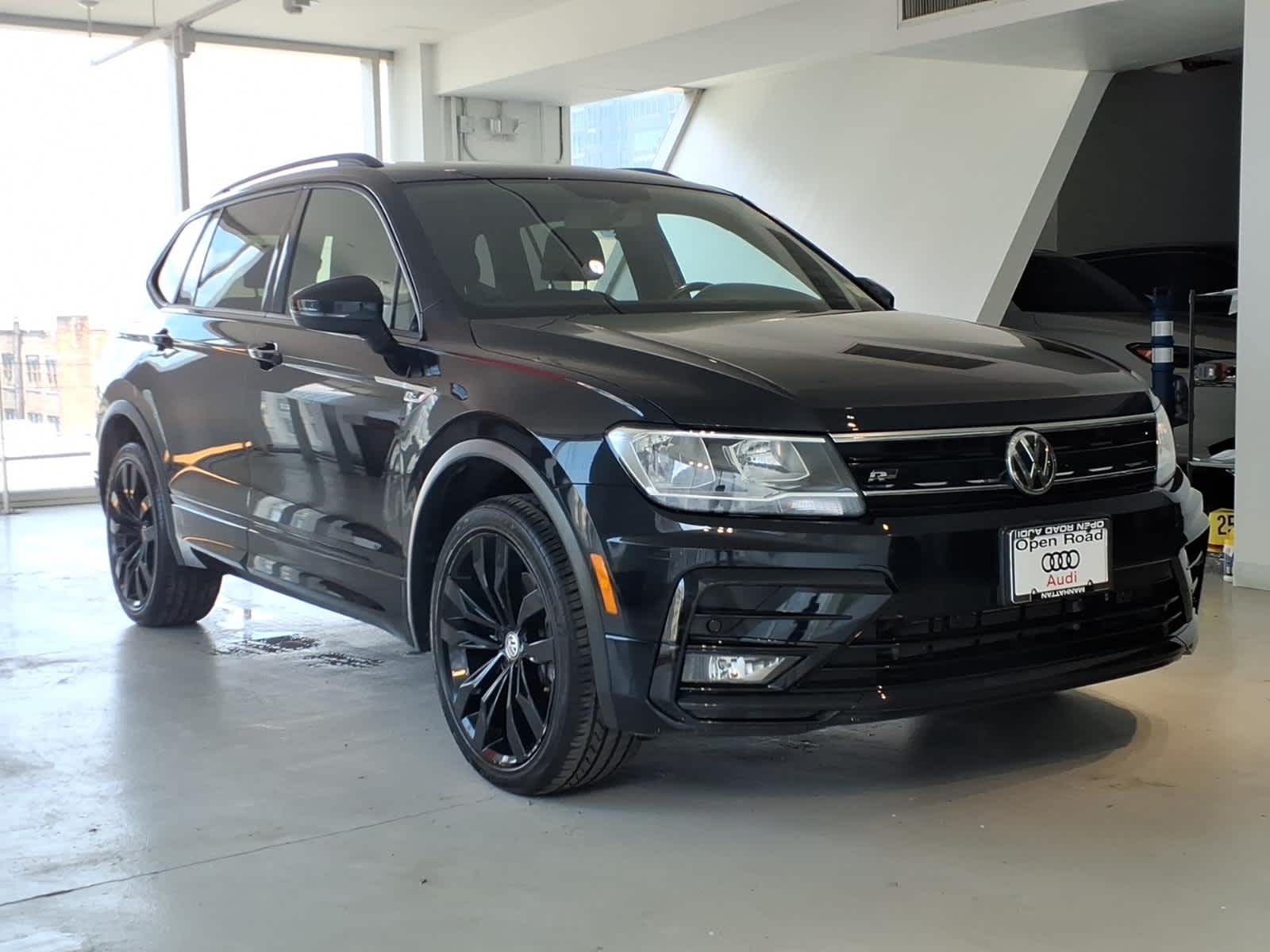 2020 Volkswagen Tiguan 2.0T SE R-Line Black 4MOTION