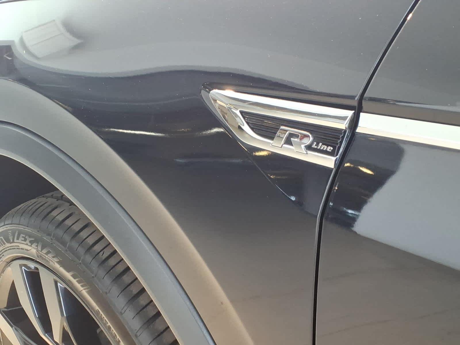 2020 Volkswagen Tiguan 2.0T SE R-Line Black 4MOTION