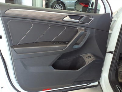 2022 Volkswagen Tiguan 2.0T SEL R-Line 4MOTION