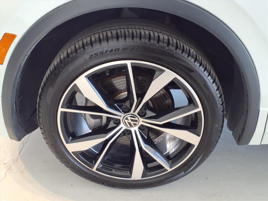 2022 Volkswagen Tiguan 2.0T SEL R-Line 4MOTION