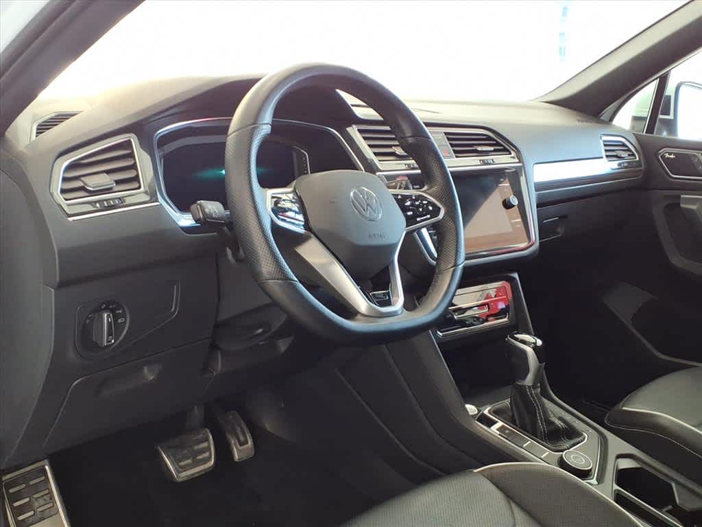 2022 Volkswagen Tiguan 2.0T SEL R-Line 4MOTION
