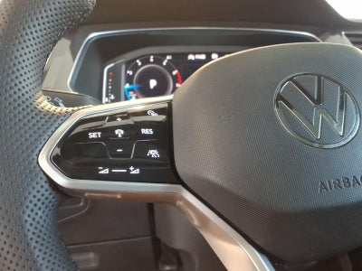 2022 Volkswagen Tiguan 2.0T SEL R-Line 4MOTION