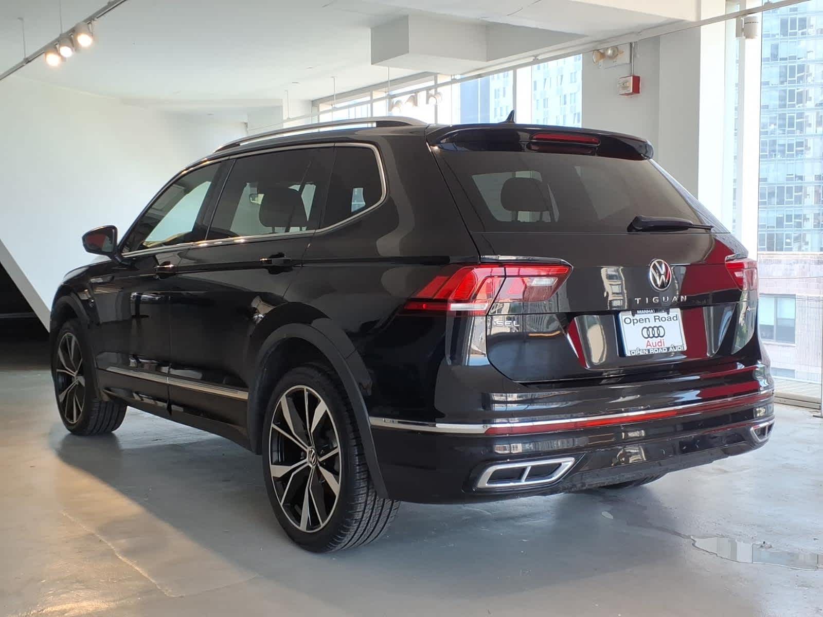 2022 Volkswagen Tiguan 2.0T SEL R-Line 4MOTION