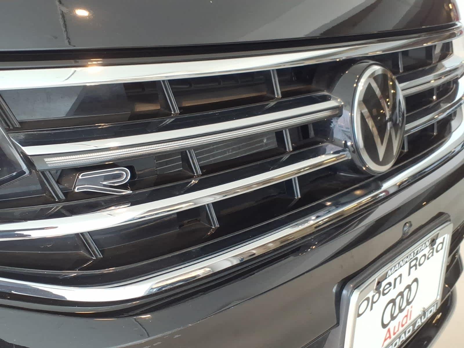 2022 Volkswagen Tiguan 2.0T SEL R-Line 4MOTION