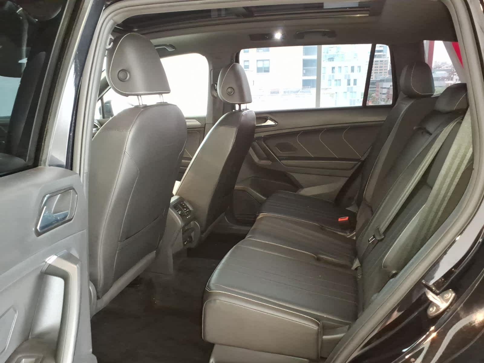 2023 Volkswagen Tiguan 2.0T SE R-Line Black 4MOTION