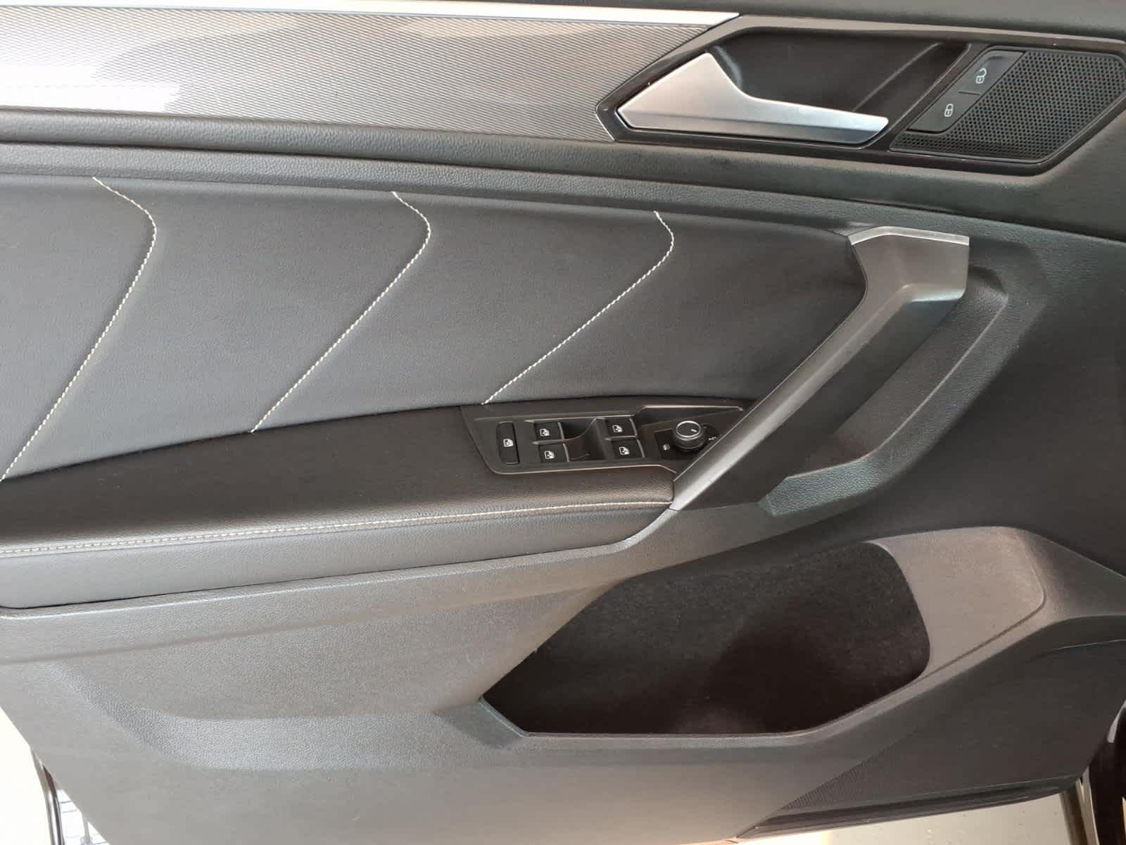 2023 Volkswagen Tiguan 2.0T SE R-Line Black 4MOTION