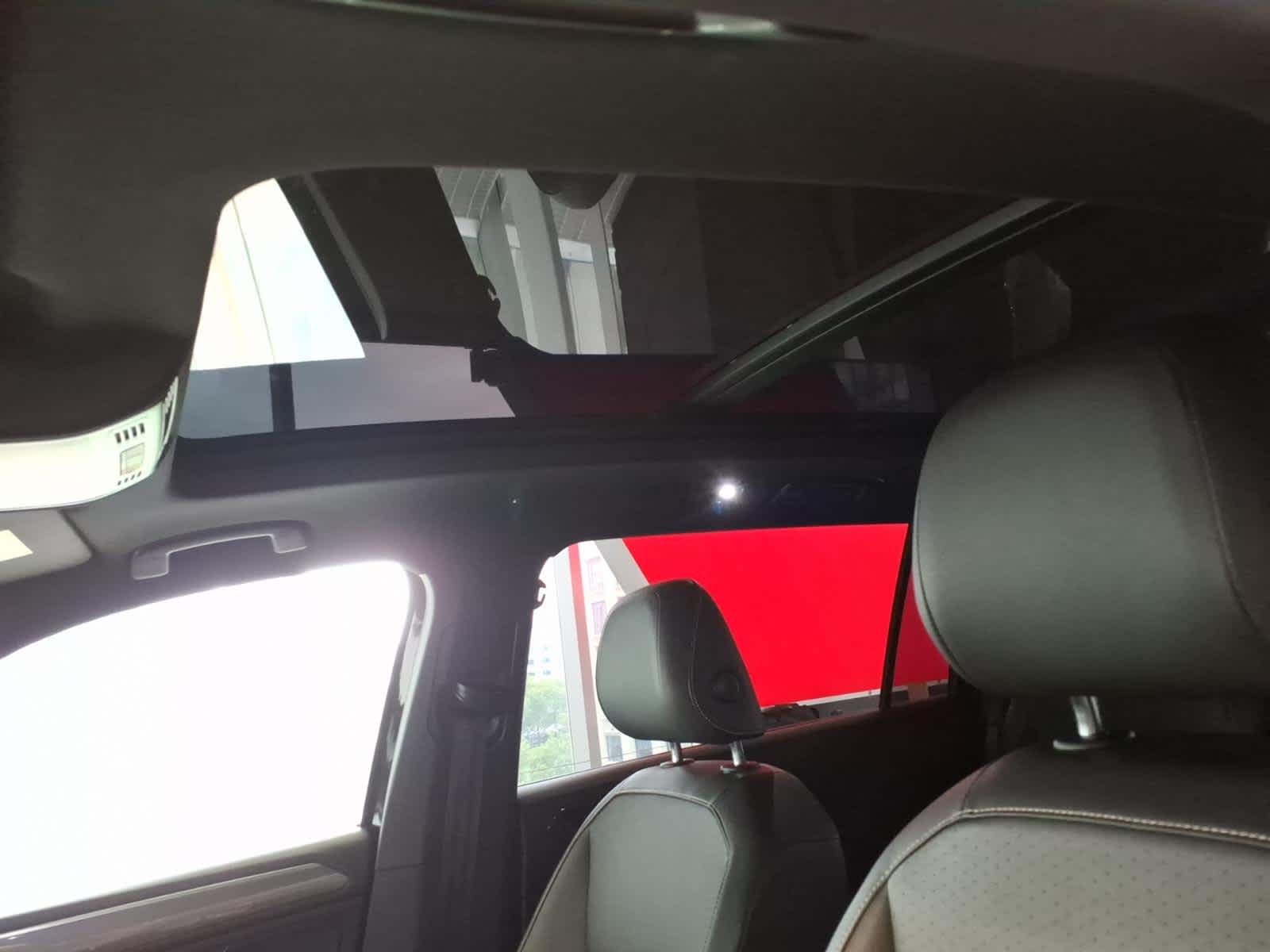 2023 Volkswagen Tiguan 2.0T SE R-Line Black 4MOTION