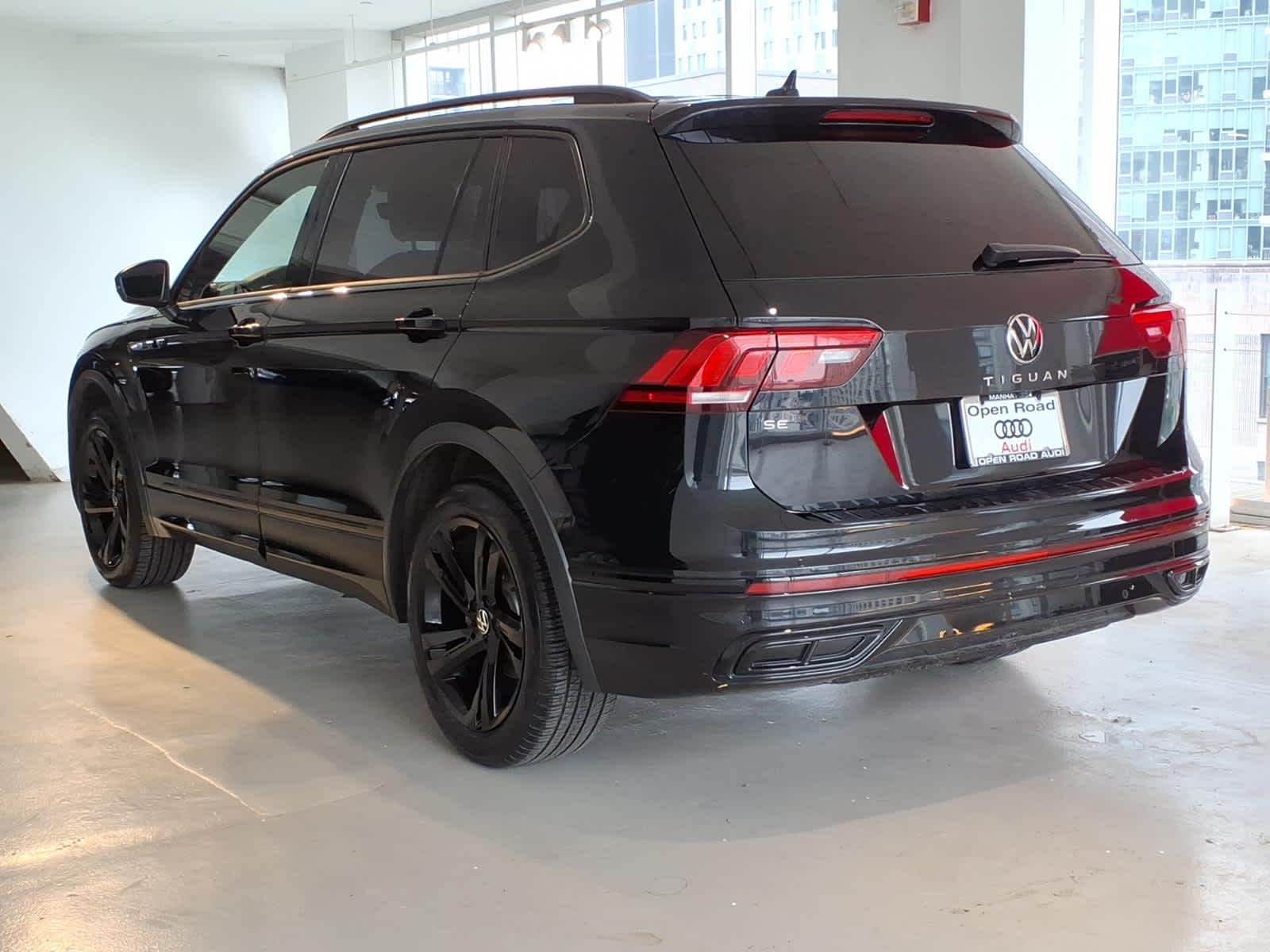 2023 Volkswagen Tiguan 2.0T SE R-Line Black 4MOTION