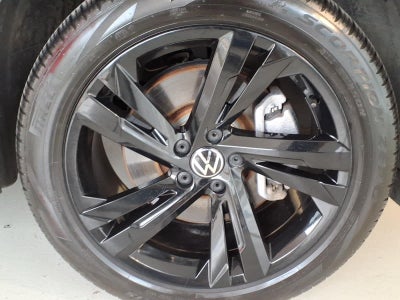 2023 Volkswagen Tiguan 2.0T SE R-Line Black 4MOTION