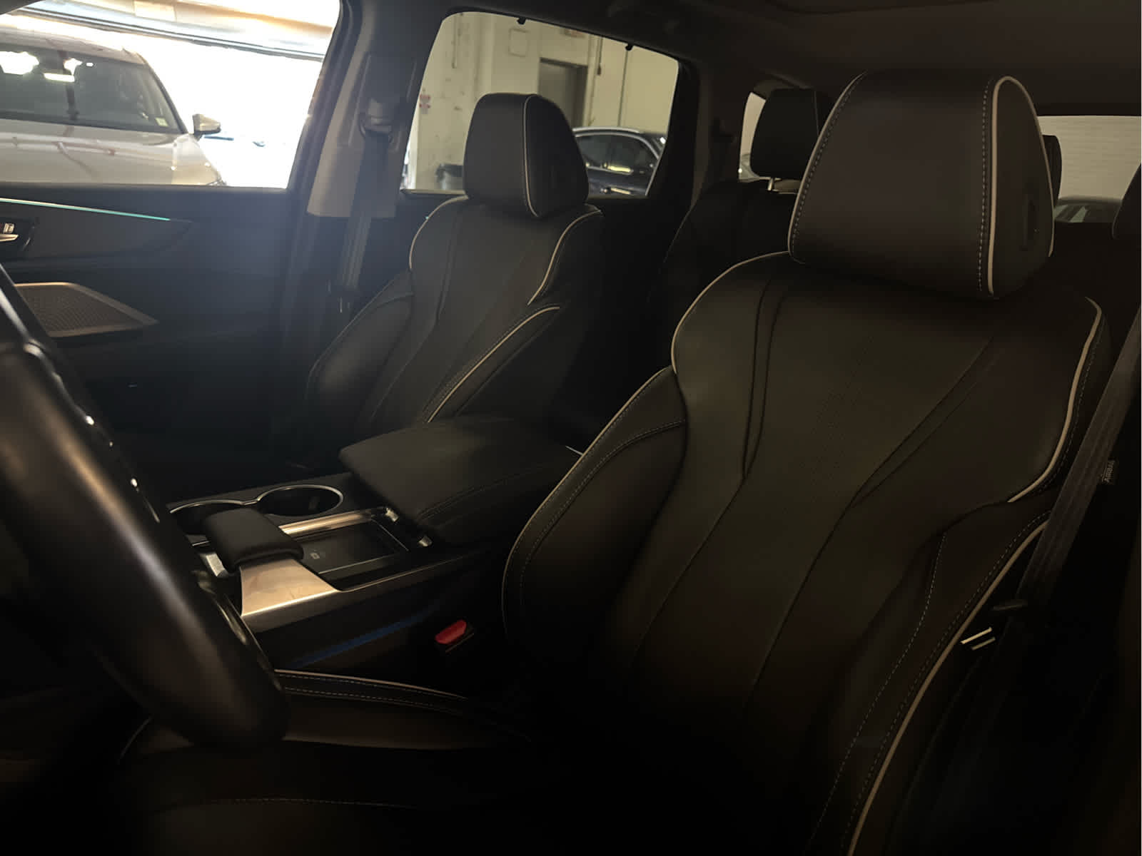 2024 Acura MDX SH-AWD w/Advance Package