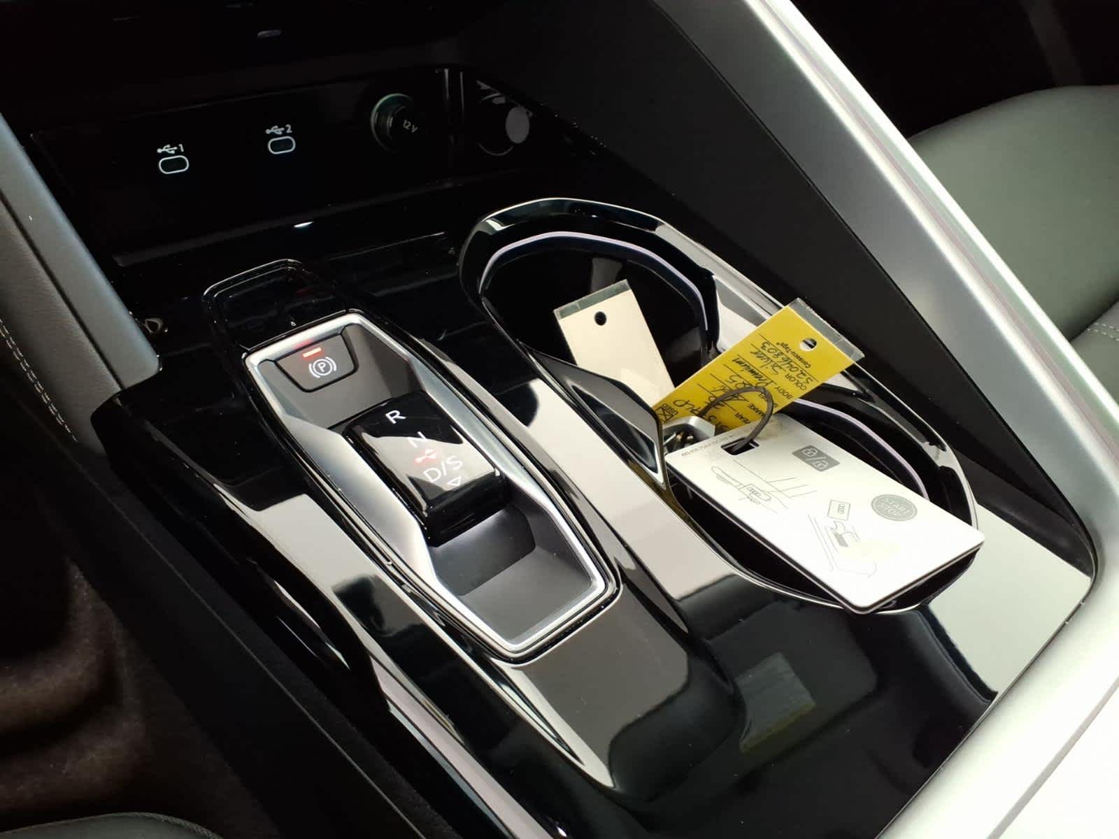 2025 Audi Q5 Premium 2.0 TFSI quattro
