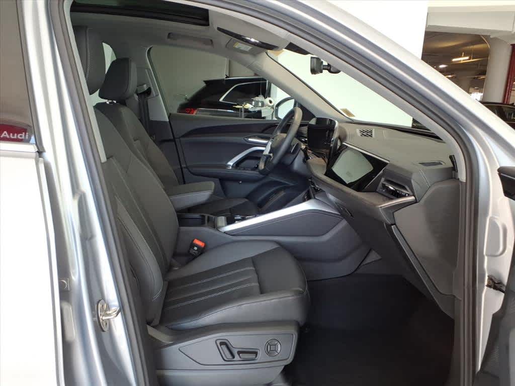 2025 Audi Q5 Premium 2.0 TFSI quattro