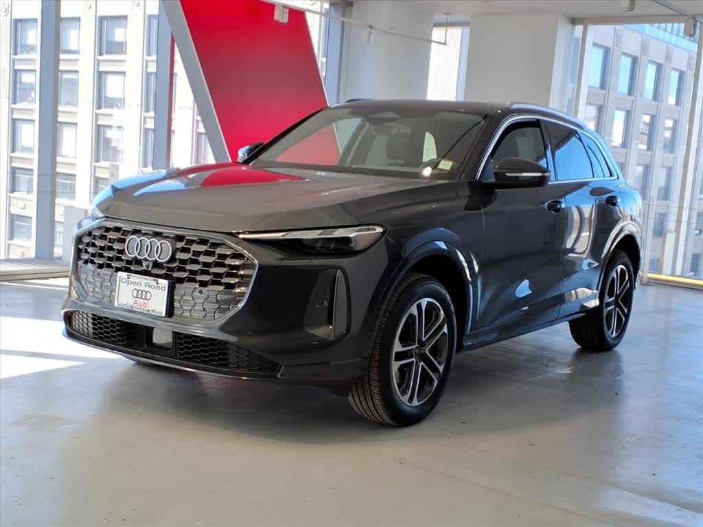 2025 Audi Q5 Premium 2.0 TFSI quattro