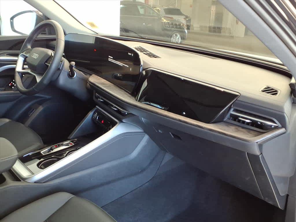 2025 Audi Q5 Premium 2.0 TFSI quattro