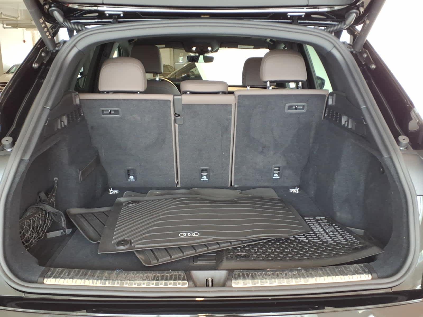 2025 Audi Q5 Premium 2.0 TFSI quattro