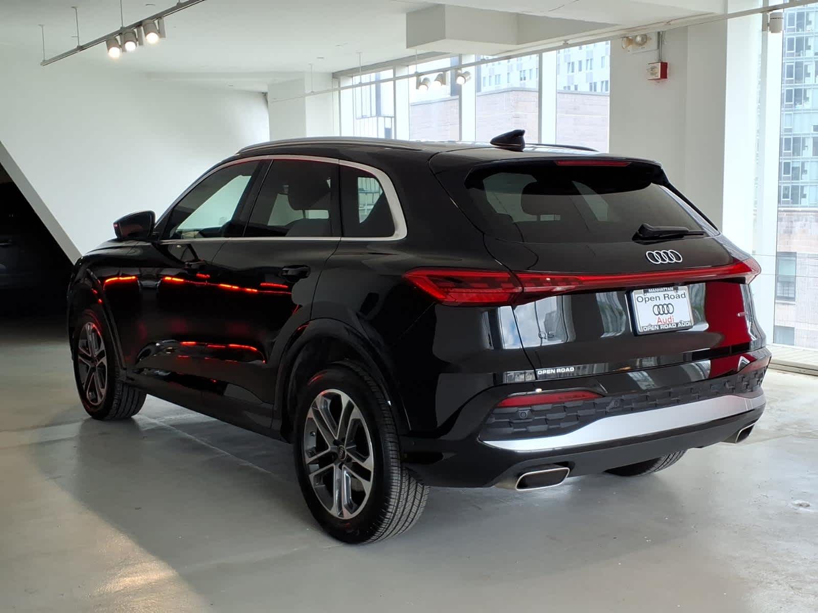 2025 Audi Q5 Premium 2.0 TFSI quattro
