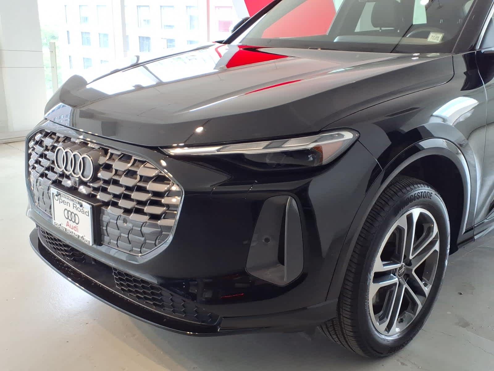 2025 Audi Q5 Premium 2.0 TFSI quattro