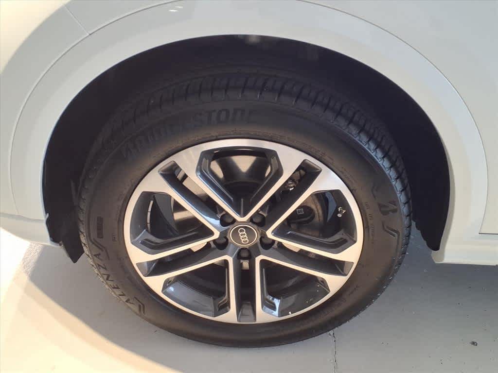 2025 Audi Q5 Premium 2.0 TFSI quattro