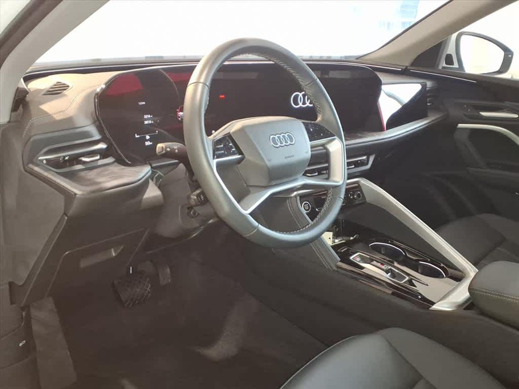 2025 Audi Q5 Premium 2.0 TFSI quattro