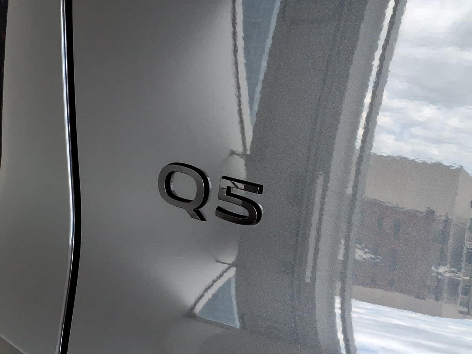 2025 Audi Q5 Premium 2.0 TFSI quattro