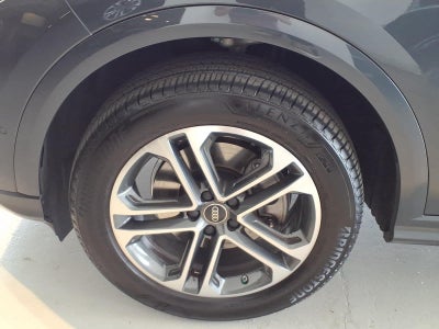 2025 Audi Q5 Premium 2.0 TFSI quattro