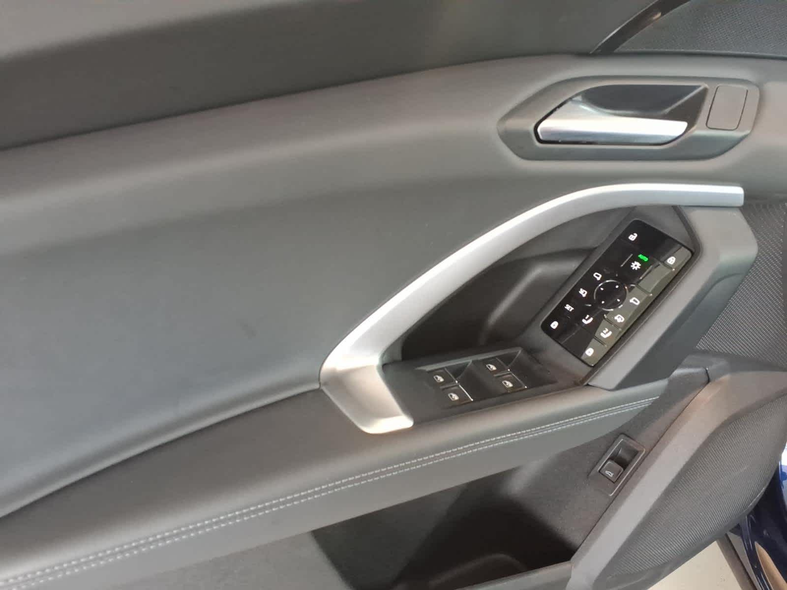 2025 Audi Q5 Premium 2.0 TFSI quattro