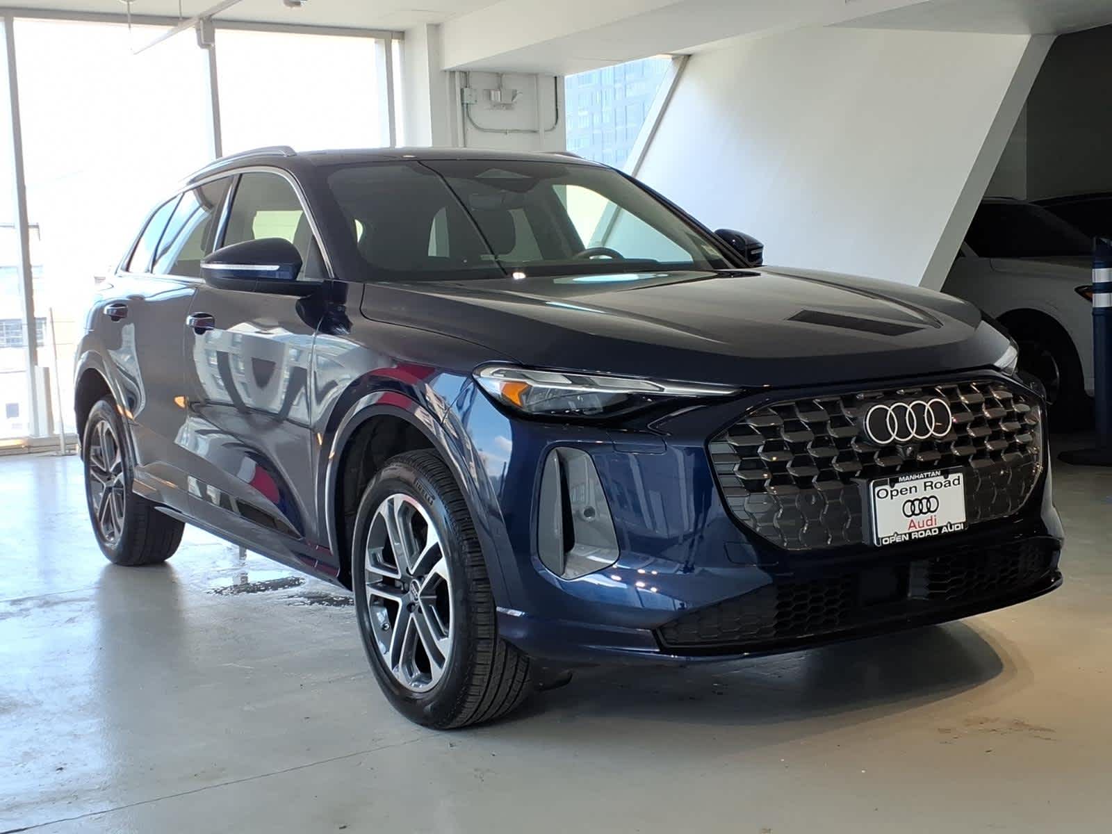 2025 Audi Q5 Premium 2.0 TFSI quattro