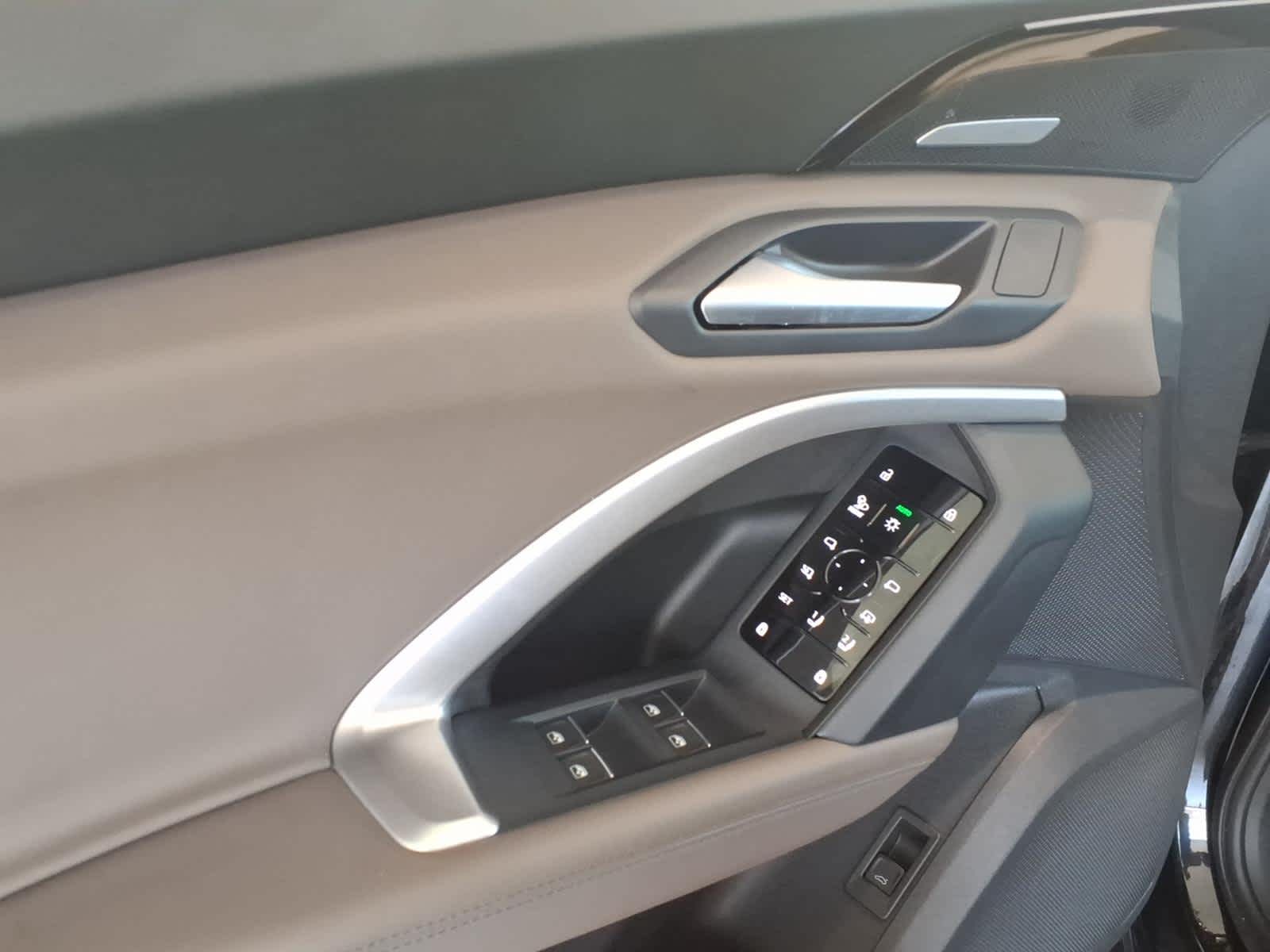 2025 Audi Q5 Premium Plus 2.0 TFSI quattro