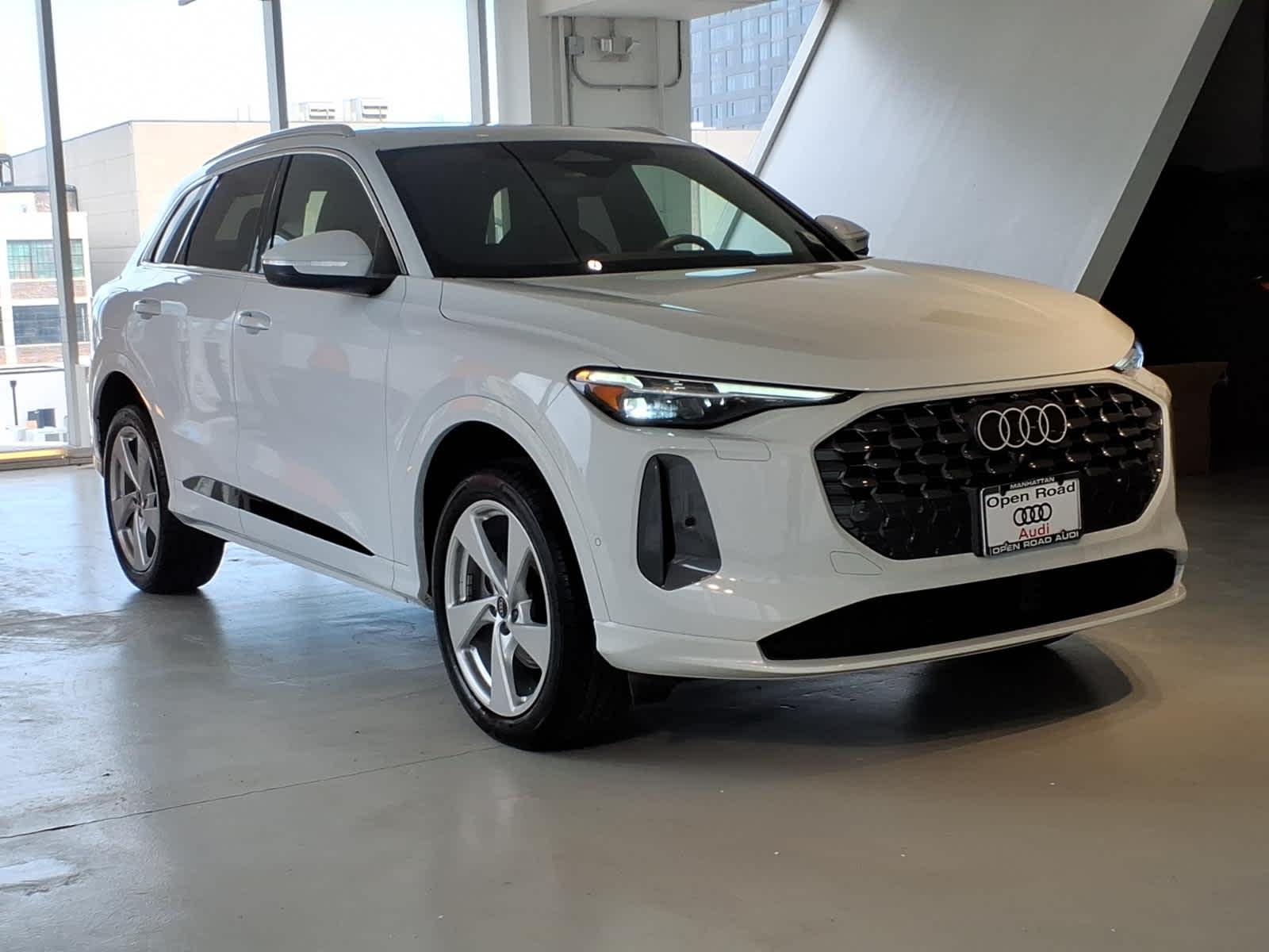 2025 Audi Q5 Premium Plus 2.0 TFSI quattro
