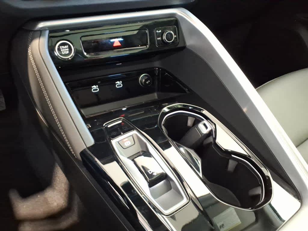2025 Audi Q5 Premium Plus 2.0 TFSI quattro
