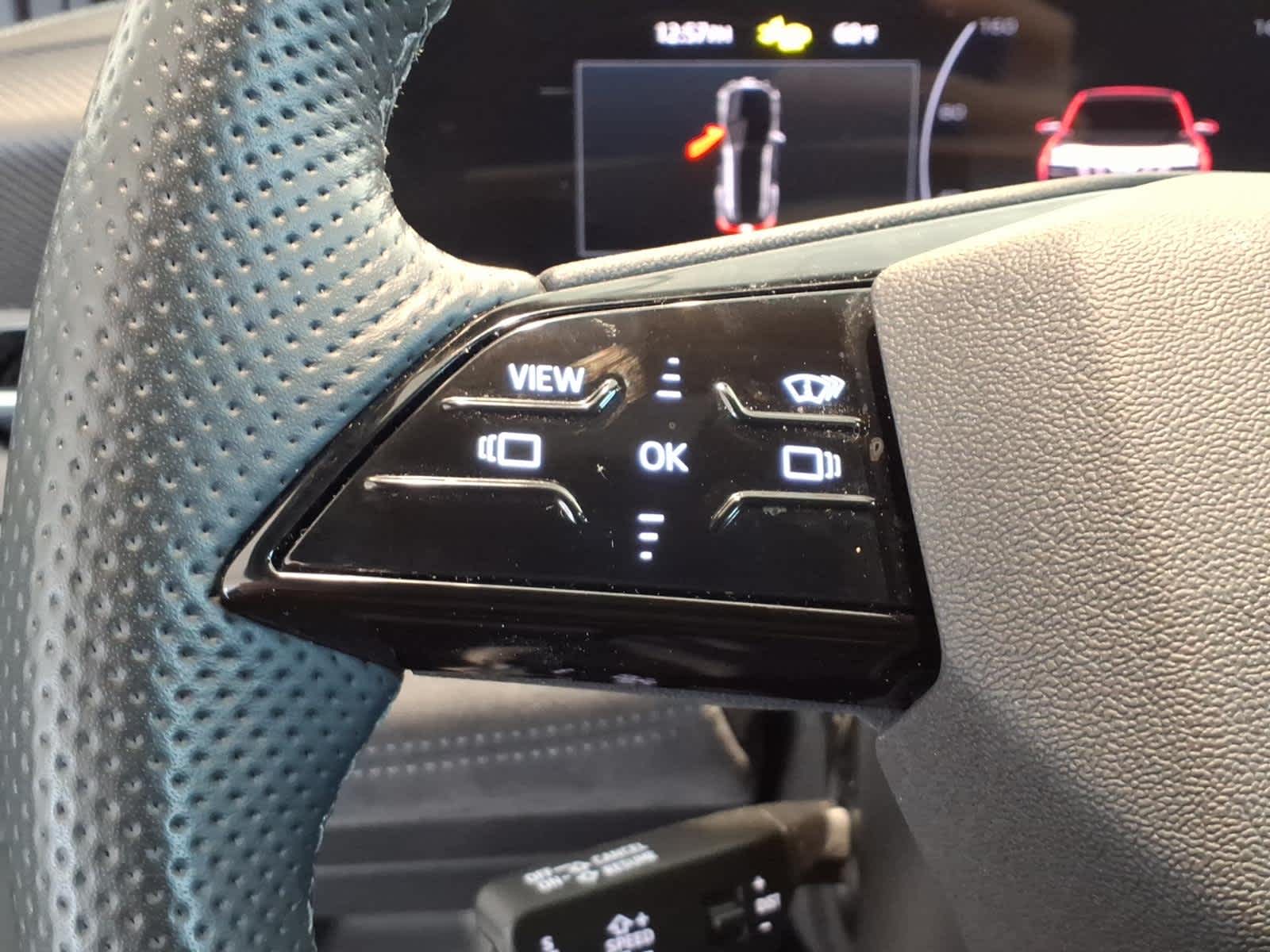 2025 Audi SQ6 e-tron Prestige quattro
