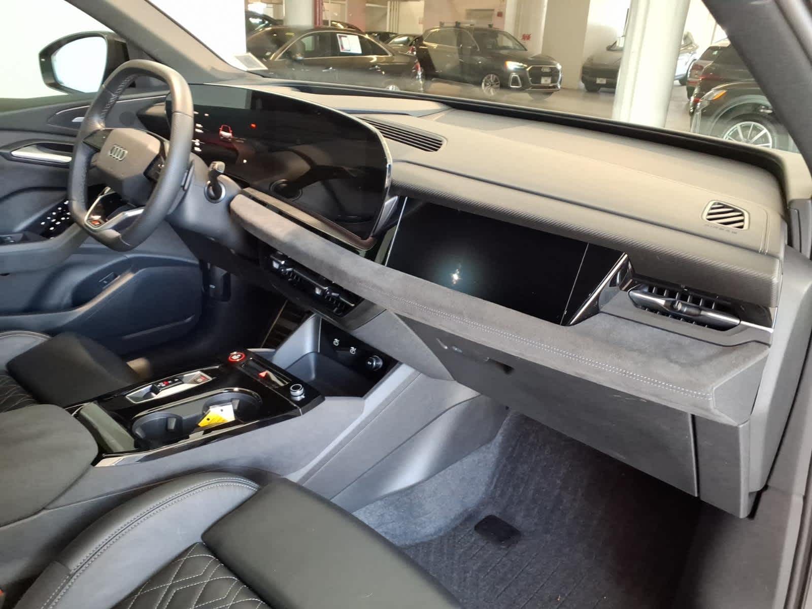 2025 Audi SQ6 e-tron Prestige quattro