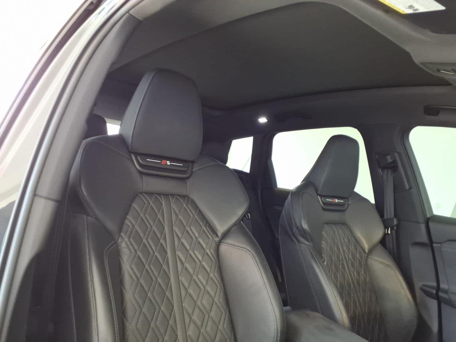2025 Audi SQ6 e-tron Prestige quattro