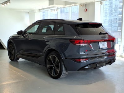 2025 Audi SQ6 e-tron Prestige quattro