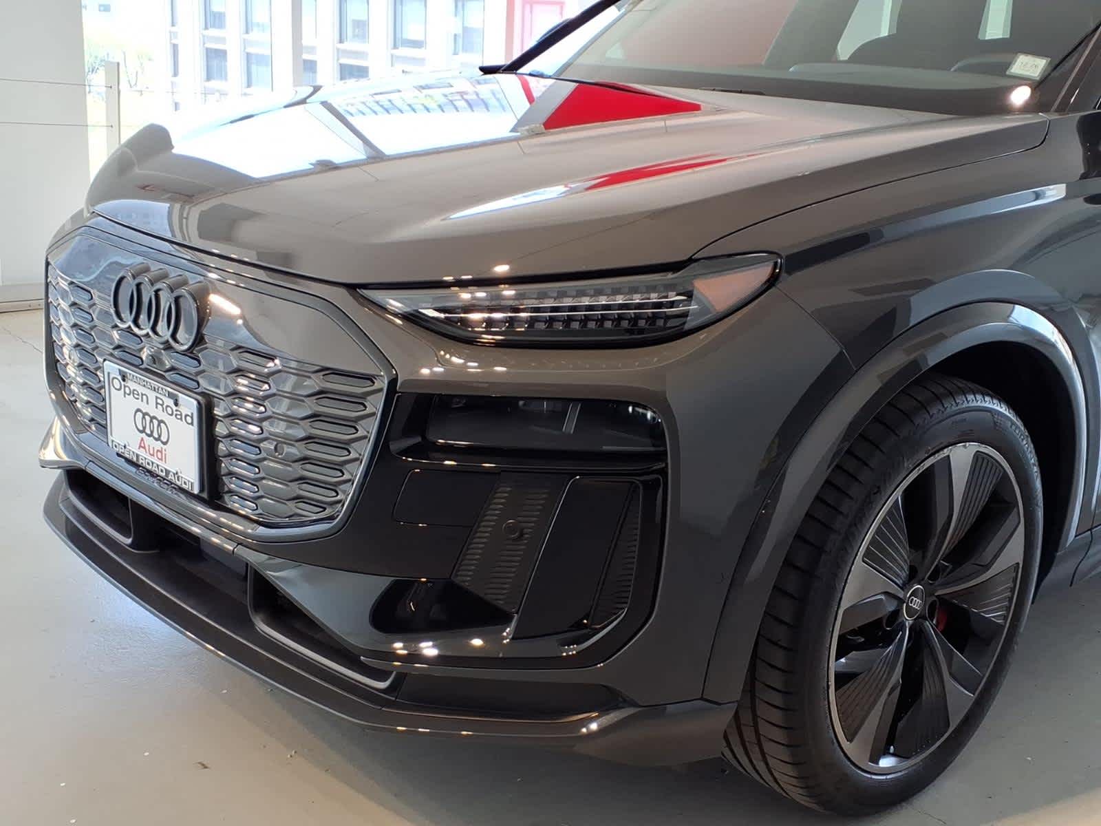2025 Audi SQ6 e-tron Prestige quattro