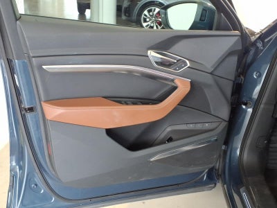 2024 Audi Q8 e-tron Prestige quattro