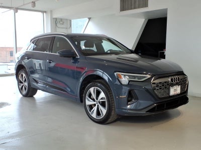 2024 Audi Q8 e-tron Prestige quattro