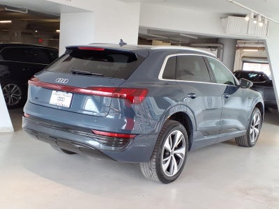 2024 Audi Q8 e-tron Prestige quattro